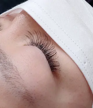 マツエク・マツパ アイラッシュサロン lunalyのマツエク・マツパデザイン