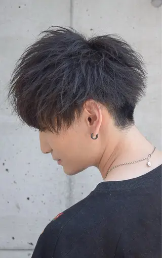ショート nicoTOKYO 原宿所属・センターパート /メンズ/海野颯生のヘアスタイル
