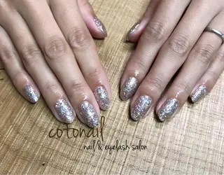 セミロング ネイル ツメトマツゲ .のネイルデザイン