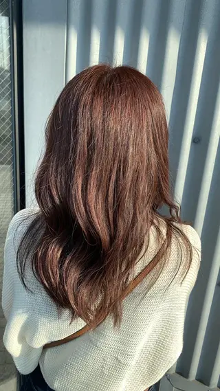 カラー newi TATSUのヘアスタイル