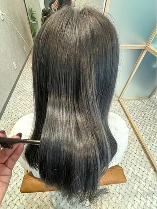 セミロング Zina福岡天神 寺倉幸歩のヘアスタイル