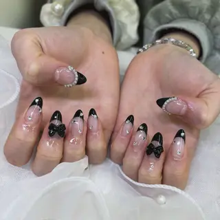 ネイル 秋元 琴音のネイルデザイン