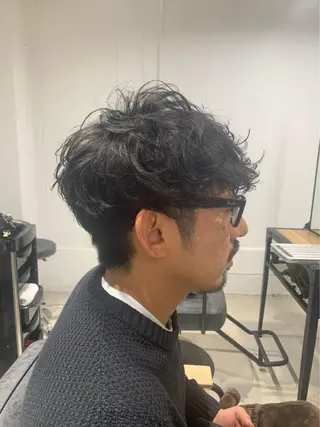 ショート パーマ メンズ 吉成 祐南のヘアスタイル