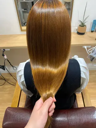 ロング akane/ 縮毛矯正/暖色のヘアスタイル