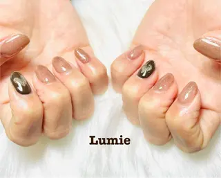 ネイル Lumie所属・Lumie 岡田のネイルデザイン