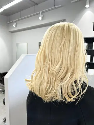 セミロング カラー ✨【公式】 juhl.横浜✨のヘアスタイル