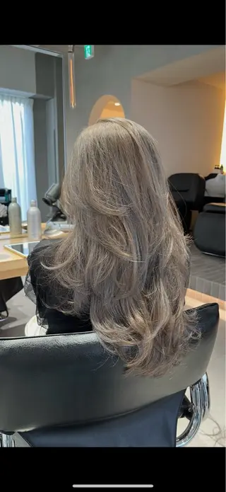 ロング matsuri /レイヤーカット𝜗のヘアスタイル