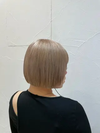 ショート カラー ✩𝐴𝑠ℎ 中目黒 浦野 遥‎✩*｡のヘアスタイル