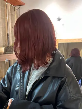 ミディアム カラー 暖色カラー/レイヤー 🌙 オノユリカのヘアスタイル