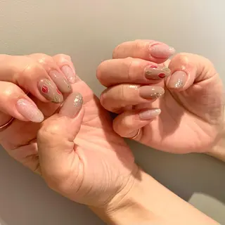 ネイル ウシク ミユキのネイルデザイン