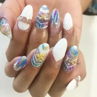 ネイル SHINE NAILのネイルデザイン