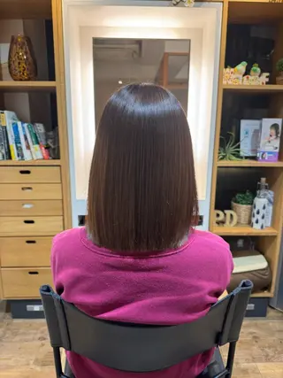 セミロング afloatkobe所属・美髪/髪質改善 川口凌弥のヘアスタイル