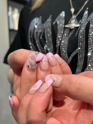 ショート カラー ネイル ハイトーン特化 pepe🎀のヘアスタイル