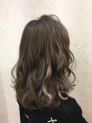 ミディアム カラー 韓国ヘア🤍髪質改善 🇰🇷AKANEのヘアスタイル