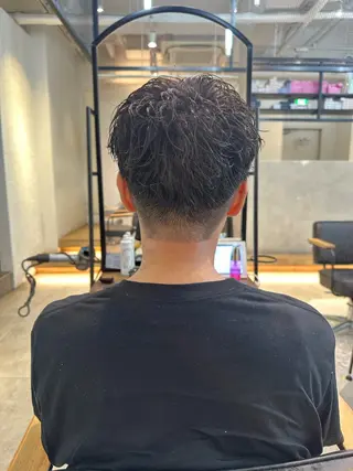 パーマ メンズ ハイトーン/パーマ/ メンズ / 櫻本🌐のヘアスタイル