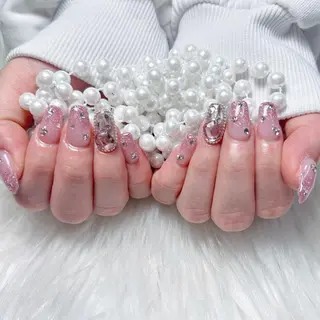 ネイル 🎀まゆ 🪽🐾のネイルデザイン