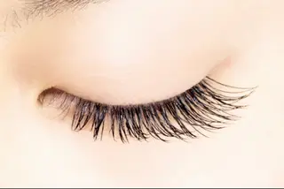 マツエク・マツパ lien🤍ᩚ亀戸 ·͜· ꕤ︎︎さとうのマツエク・マツパデザイン