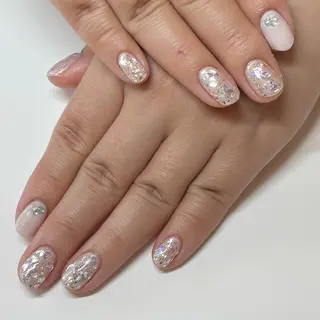 ネイル nail salon Coffret 富雄店所属・五十川 穂乃香のネイルデザイン