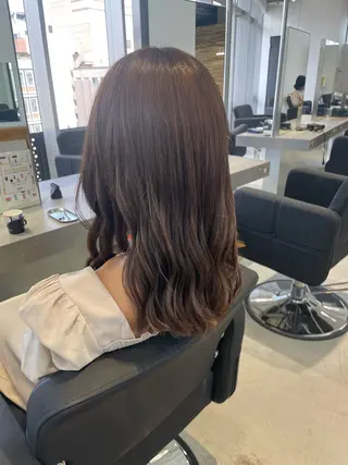 セミロング EIGHT／栄／ 諏訪　晃平のヘアスタイル