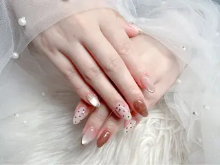 &ME Momoのネイルデザイン