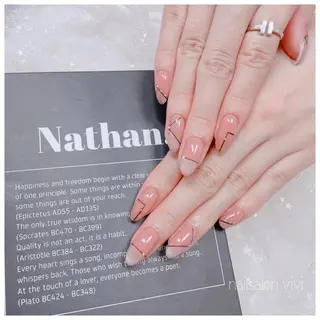 ネイル ＶＩＶＩ nailsalonのネイルデザイン