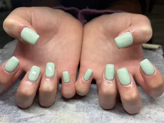 ネイル morelia nailsalon 京橋店所属・ri naのネイルデザイン