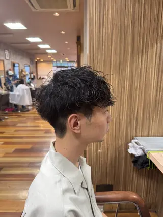 パーマ メンズ フェードカット ✄﻿杉山来輝金沢文庫のヘアスタイル