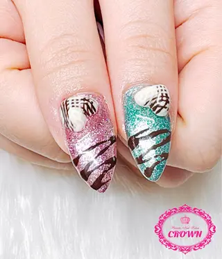 ネイル CROWN プライベートサロンのネイルデザイン