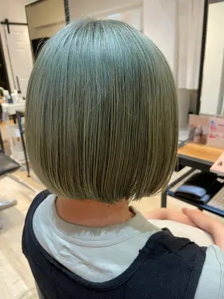 ショート カラー SALOWIN下北沢所属・hazuki 🌝のヘアスタイル