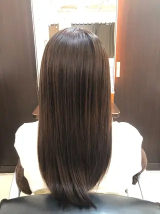 カラー ショートボブ✨️ 池田芽生のヘアスタイル