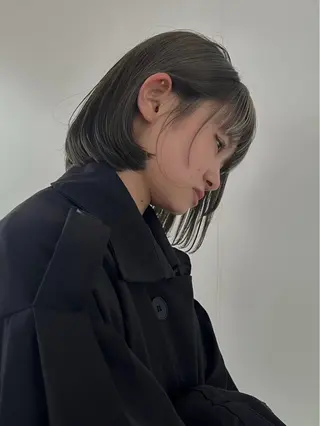 ショート カラー 林 美佑のヘアスタイル