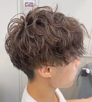 ショート パーマ メンズ 岡野 静華のヘアスタイル