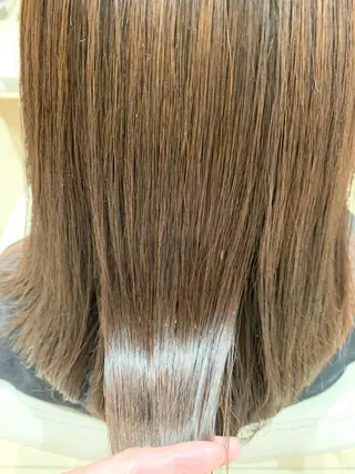 ミディアム ツヤ髪🌈髪質改善 🌈ナカゴシのヘアスタイル