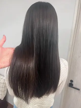 ロング 遠藤 乙夏のヘアスタイル