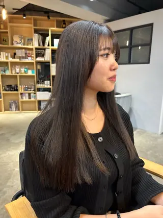 ロング カラー ROCCOeast Rukaのヘアスタイル