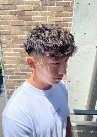 パーマ メンズ シャドウパーマ/ 波巻パーマYu-Kiのヘアスタイル