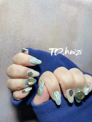 セミロング めぐみのネイルサロン 惠のネイルデザイン