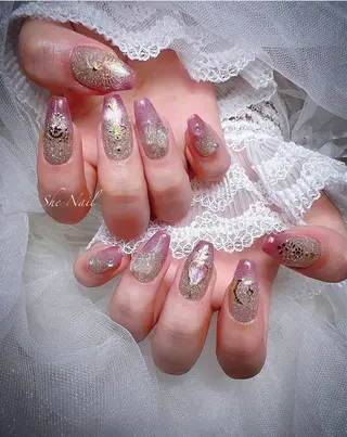 ネイル She   Nail所属・ISA_ BELLAのネイルデザイン