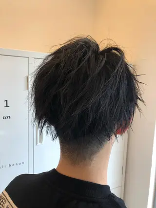 ショート メンズ desirbeaux 佐藤愛のヘアスタイル