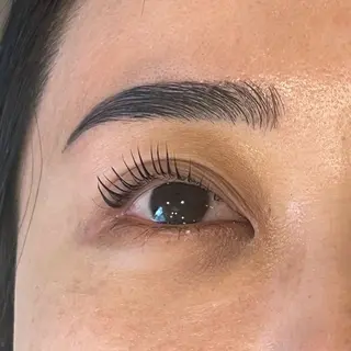 アイブロウ 數村 彩のマツエク・マツパデザイン