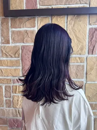 セミロング カラー 西出 茉燦のヘアスタイル