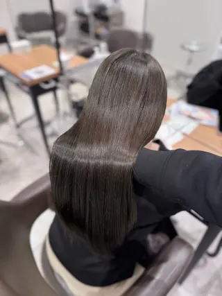 カラー 𝐋𝐞𝐞天王寺 𝐁𝐢𝐚𝐧のヘアスタイル