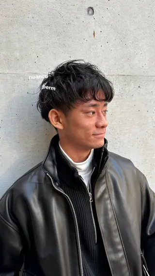 パーマ メンズ v-lab studio所属・韓国レイヤーカット/ 艶カラー/ noaのヘアスタイル