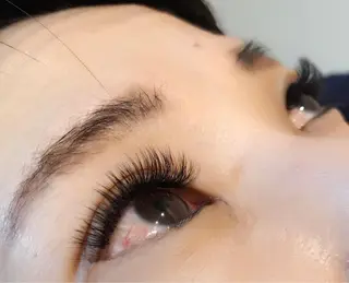 マツエク・マツパ リラコラ所属・リラコラ MEGUMI¨̮♡︎のマツエク・マツパデザイン