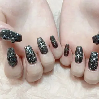 ネイル Mio ⛱のネイルデザイン