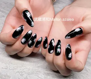 ネイル R inのネイルデザイン