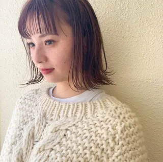 ミディアム カラー iLi所属・iLi 《イリ》のヘアスタイル