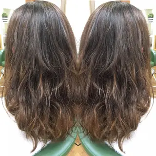 ロング カラー パーマ ヘアアレンジ メンズ キッズ ネイル マツエク・マツパ PALETTE(パレット)所属・SHIORI💜口コ ミNo.1艶カラーのヘアスタイル