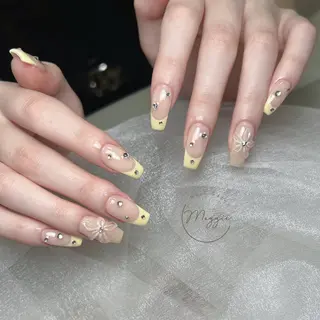 ネイル Maggie Nail🦩のネイルデザイン