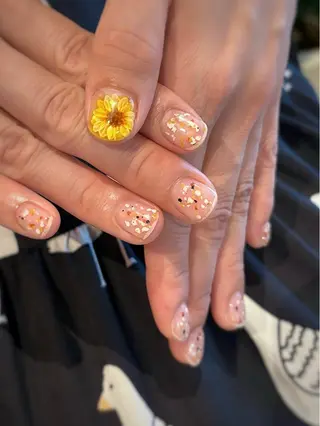 ネイル FIORITURA Maikoのネイルデザイン